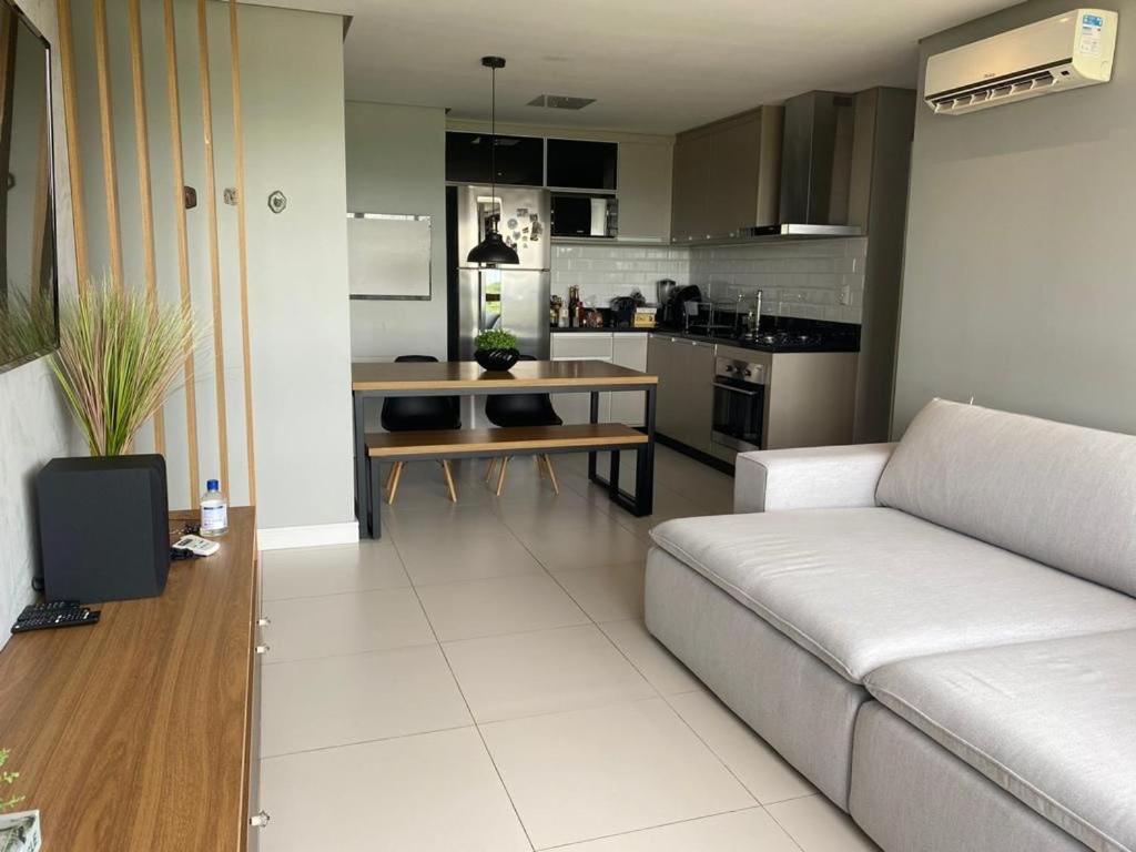 Apartamento Aconchegante Em Um Local Tranquilo. 벤투곤살베스 외부 사진